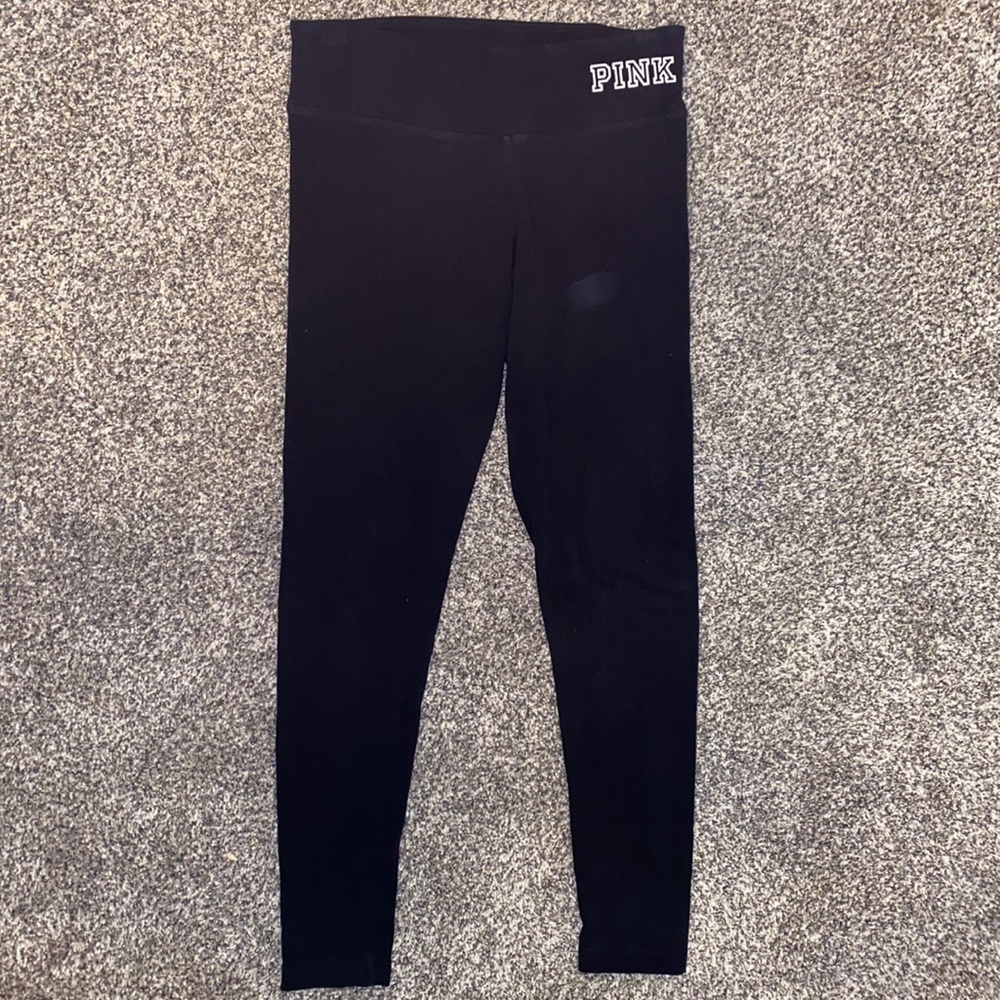 Small, black VS leggings